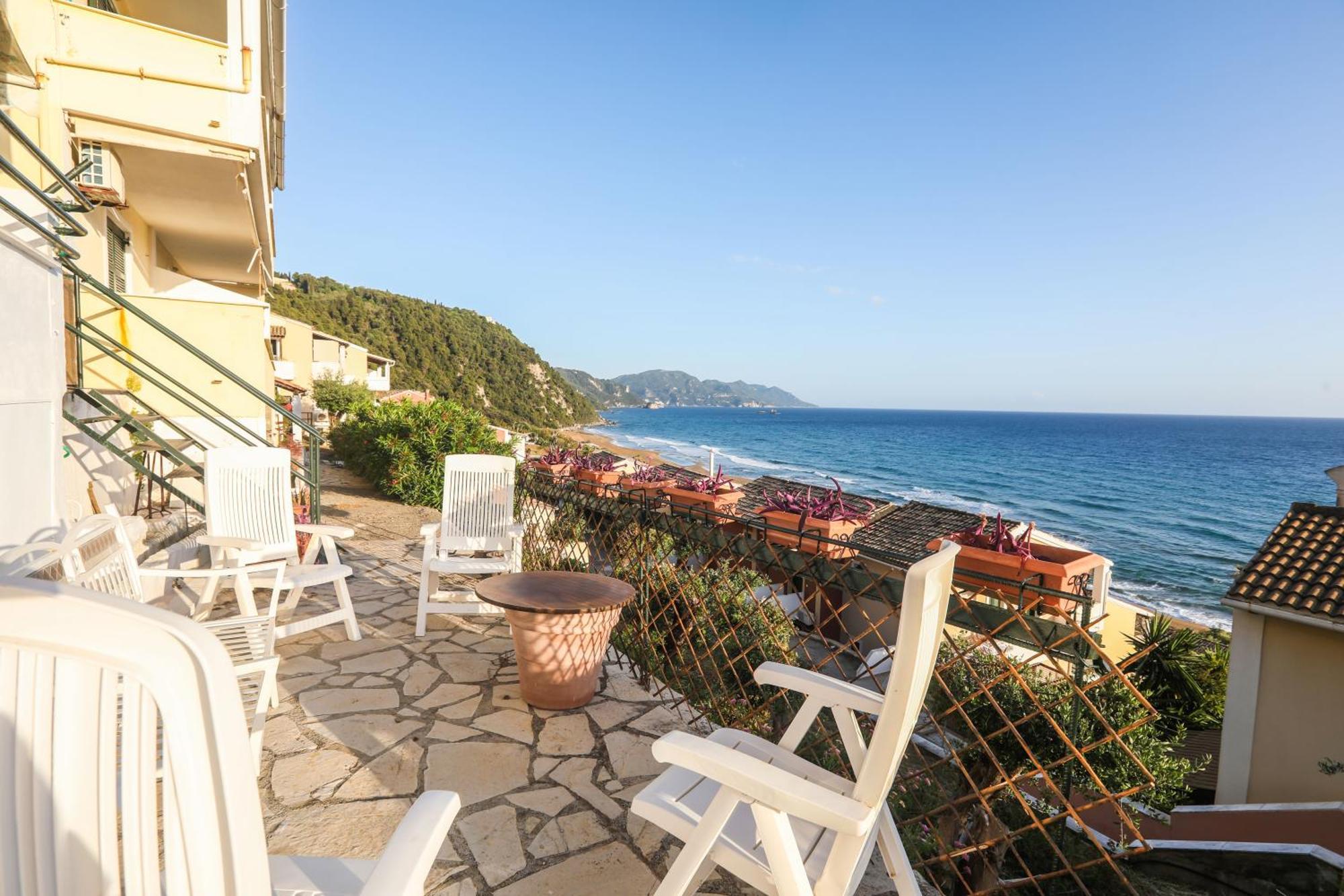 Grammhouse Corfu - Glyfada Beach Eksteriør billede