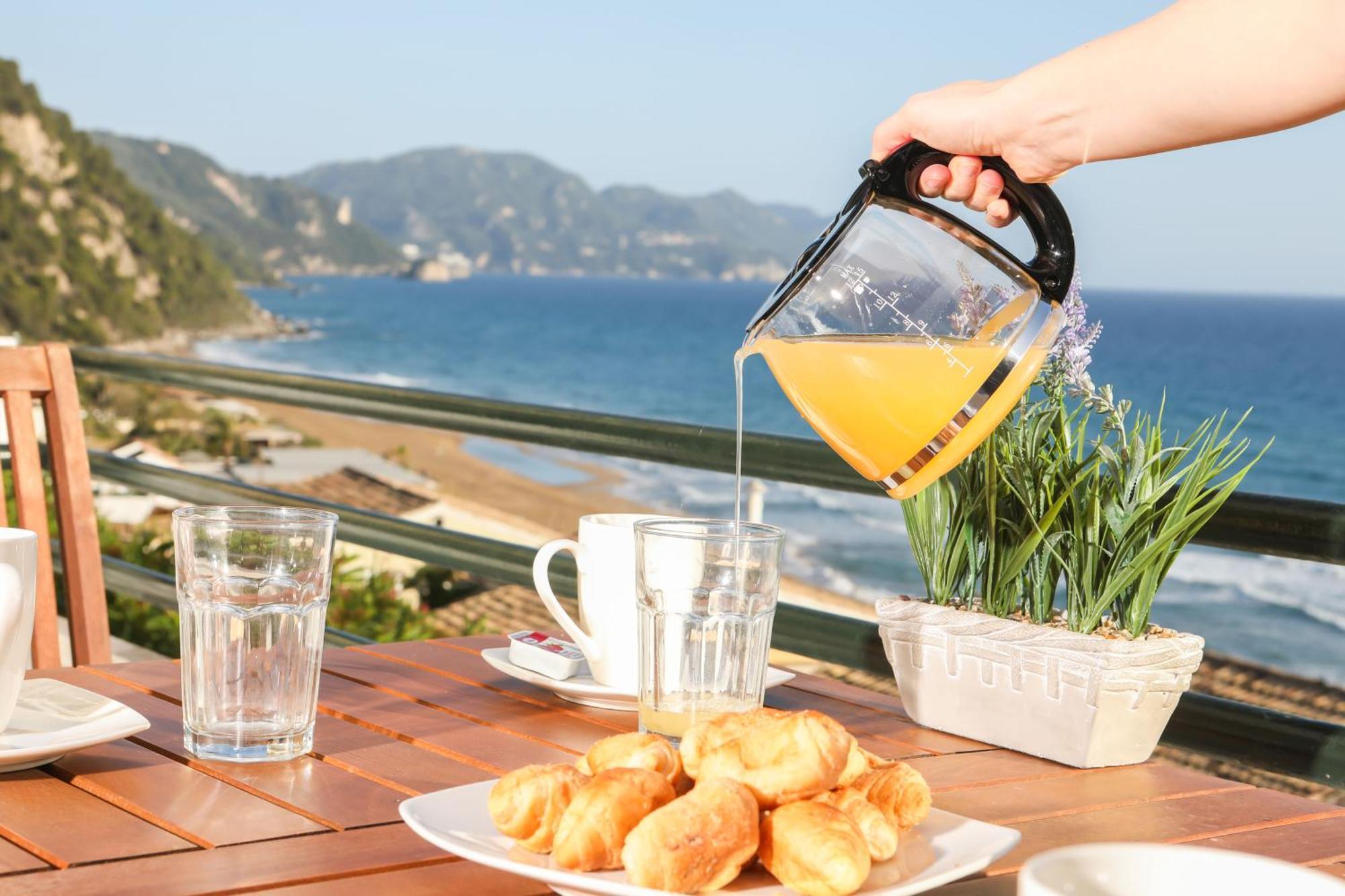 Grammhouse Corfu - Glyfada Beach Eksteriør billede